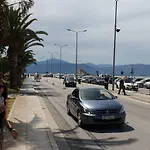 Δωμάτια σε οικογενειακή κατοικία Marina's