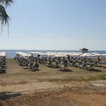 Marina's * Λάρνακα