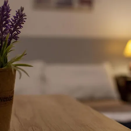 Marina's Xrisopolitissa Homestay szállás