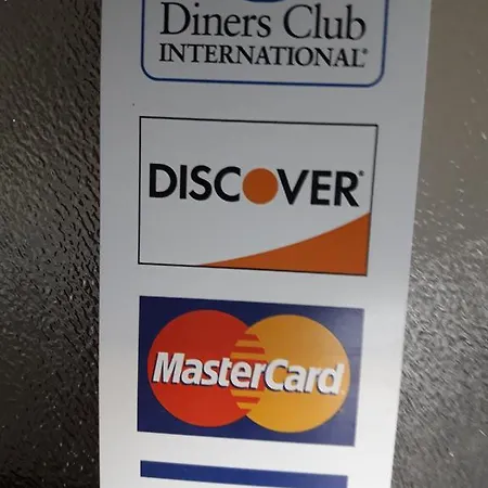 Marina's لارنكا