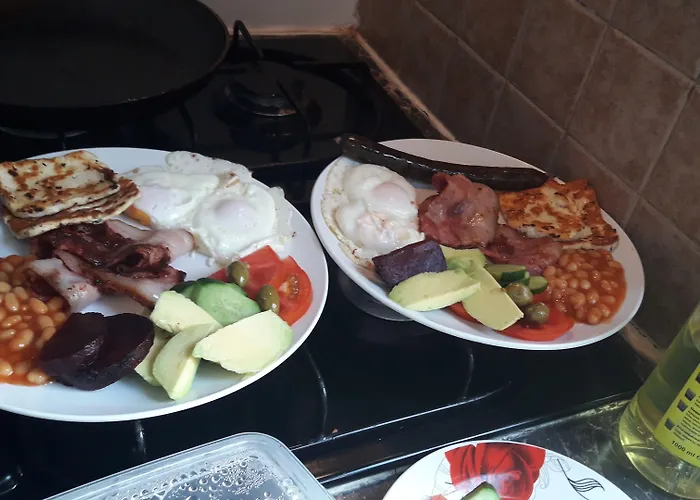 Проживання в сім'ї Marina's *