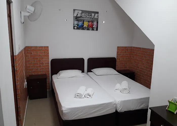 Marina's Проживання в сім'ї