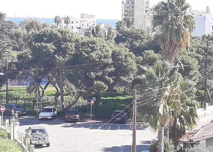 Marina's Проживання в сім'ї *